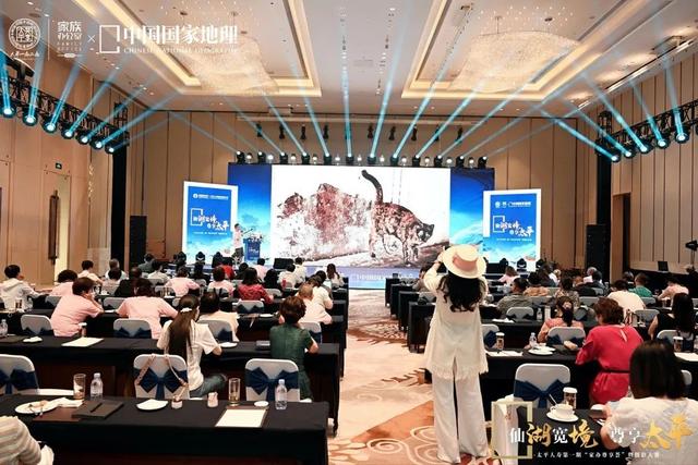 抚仙湖畔,开启一场光影和思想之旅