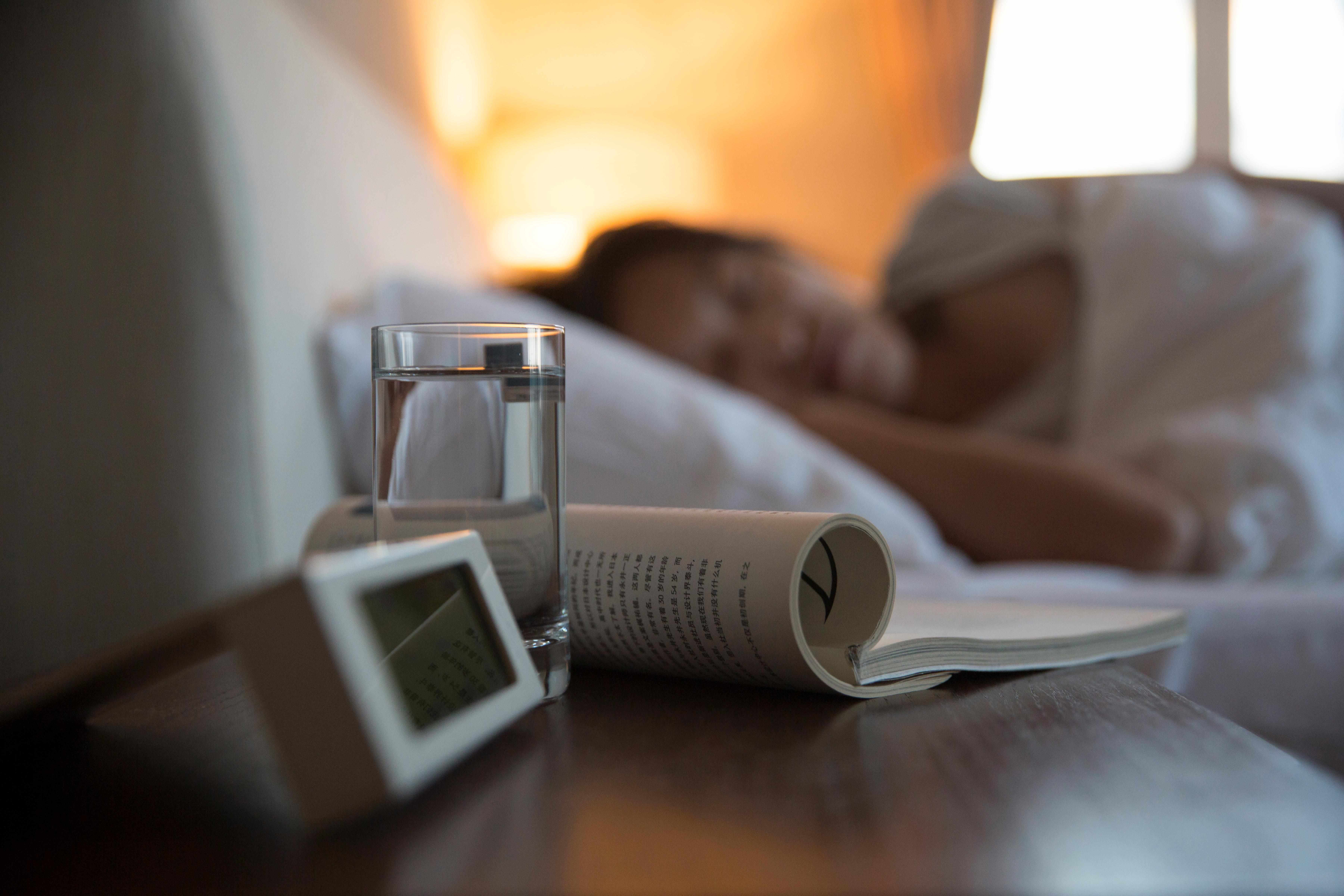 睡觉时不能“脚朝西头朝东”?睡觉朝向真的有说法?今天终于知道了