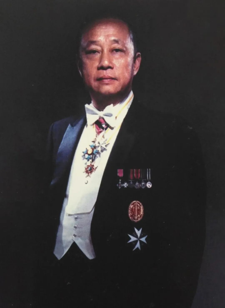 这位商界奇才,续写新会人的书香梦!