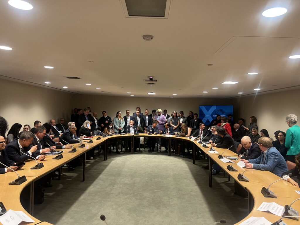 联合国网合集团热烈欢迎孟加拉国外交部部长Dr.A.K.Abdul Momen出席联合国水会议盛大活动