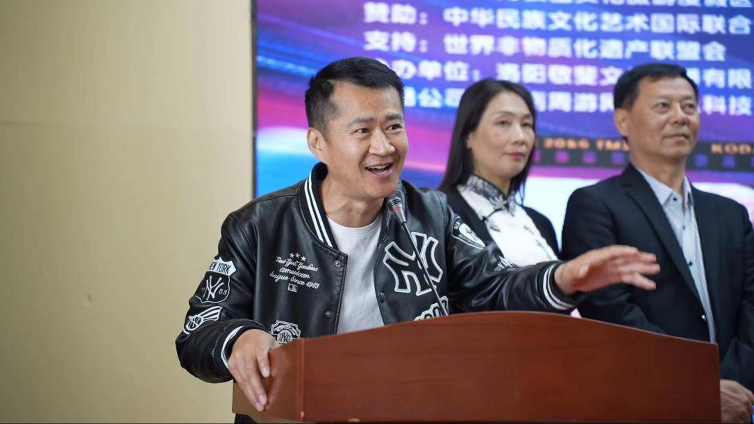 电影《成长路上》在万安抚云轩举行了隆重的启动仪式