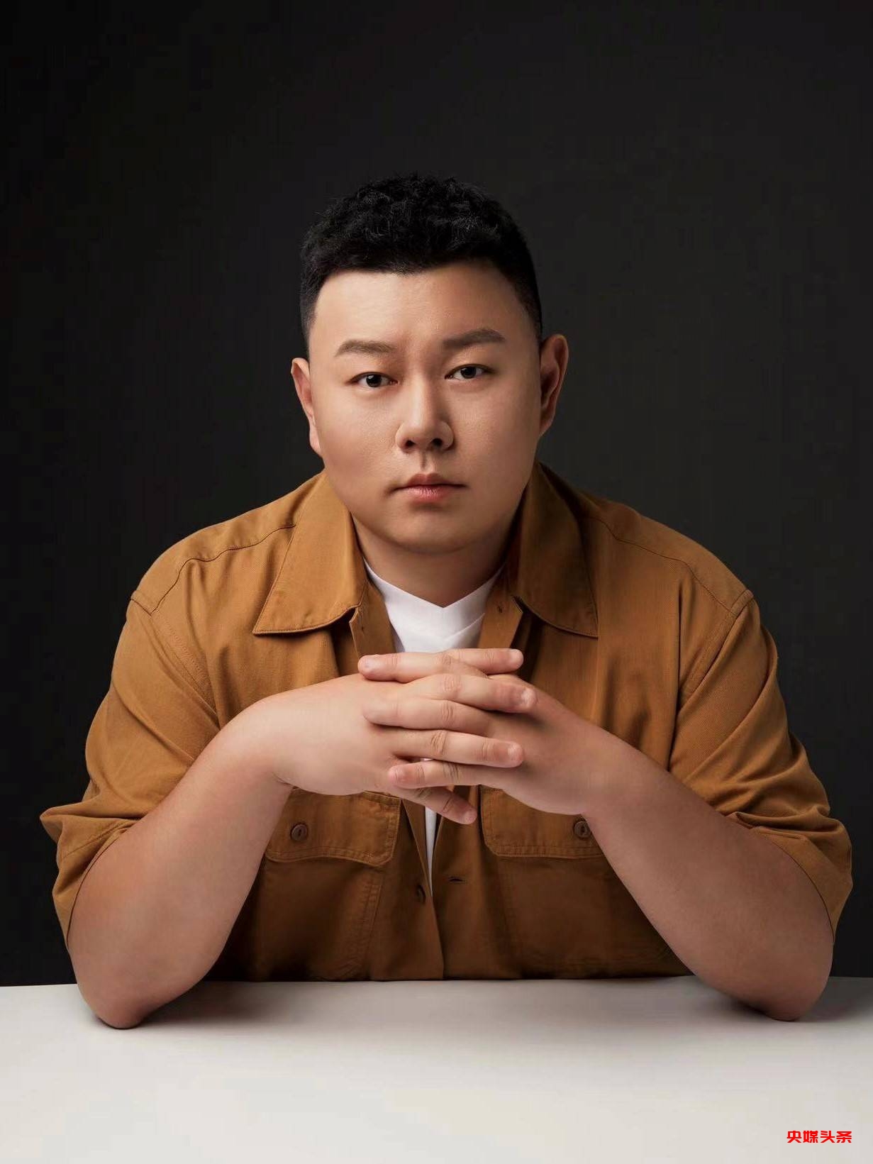 刘汉清:从生活到画布,宠物成为灵感源泉