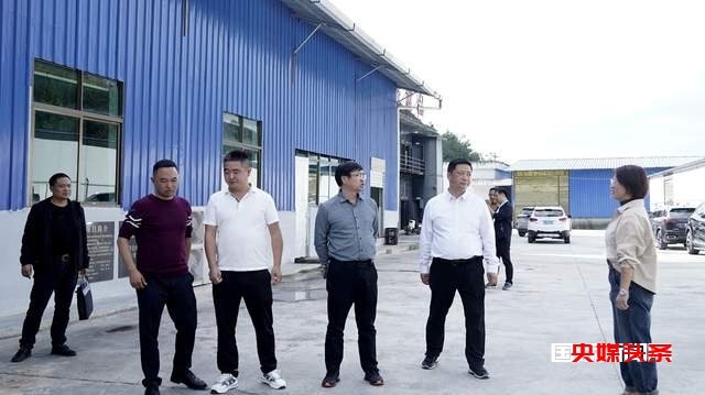 徐元刚一行到福泉调研刨汤腊肉发展,齐心协力助推乡村振兴