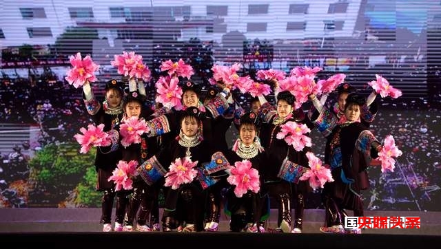 贵州从江东朗镇:乡村周末大舞台展现民族文化魅力