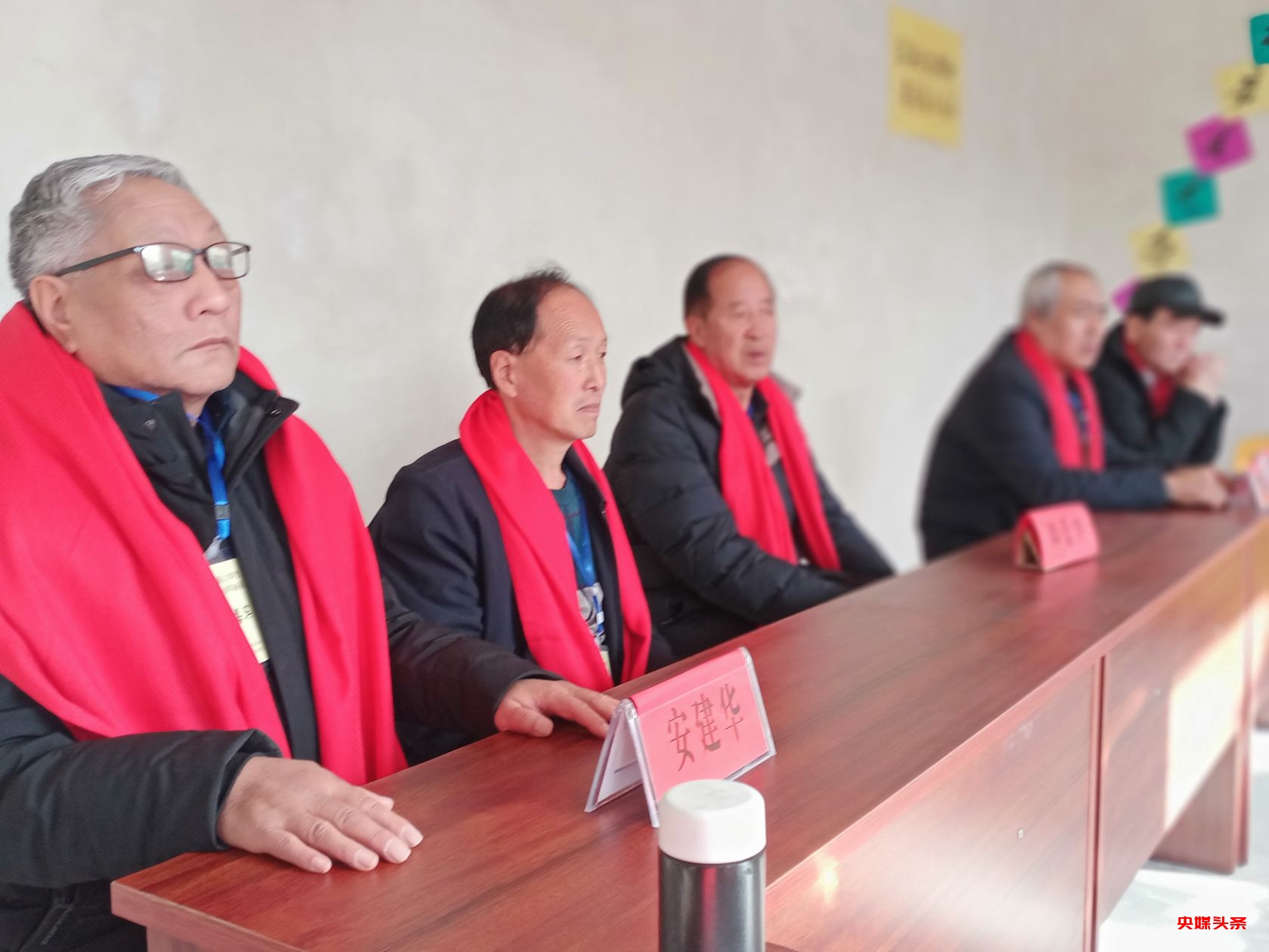 继承红色基因,建设《道德小镇》