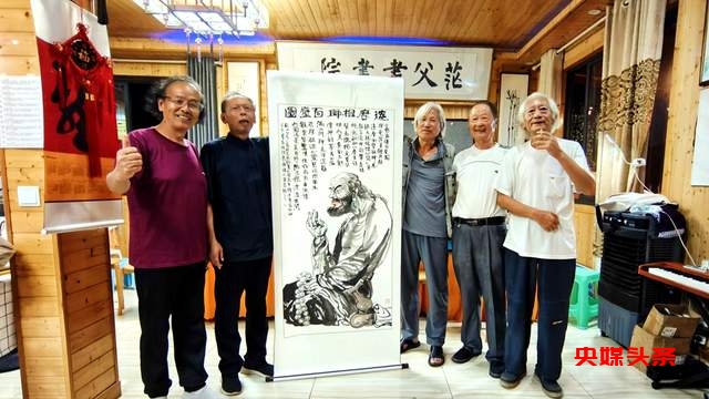 贵州省图书馆《乌蒙墨痕》布展结束，艺术家们踏上寻根问源文化之旅