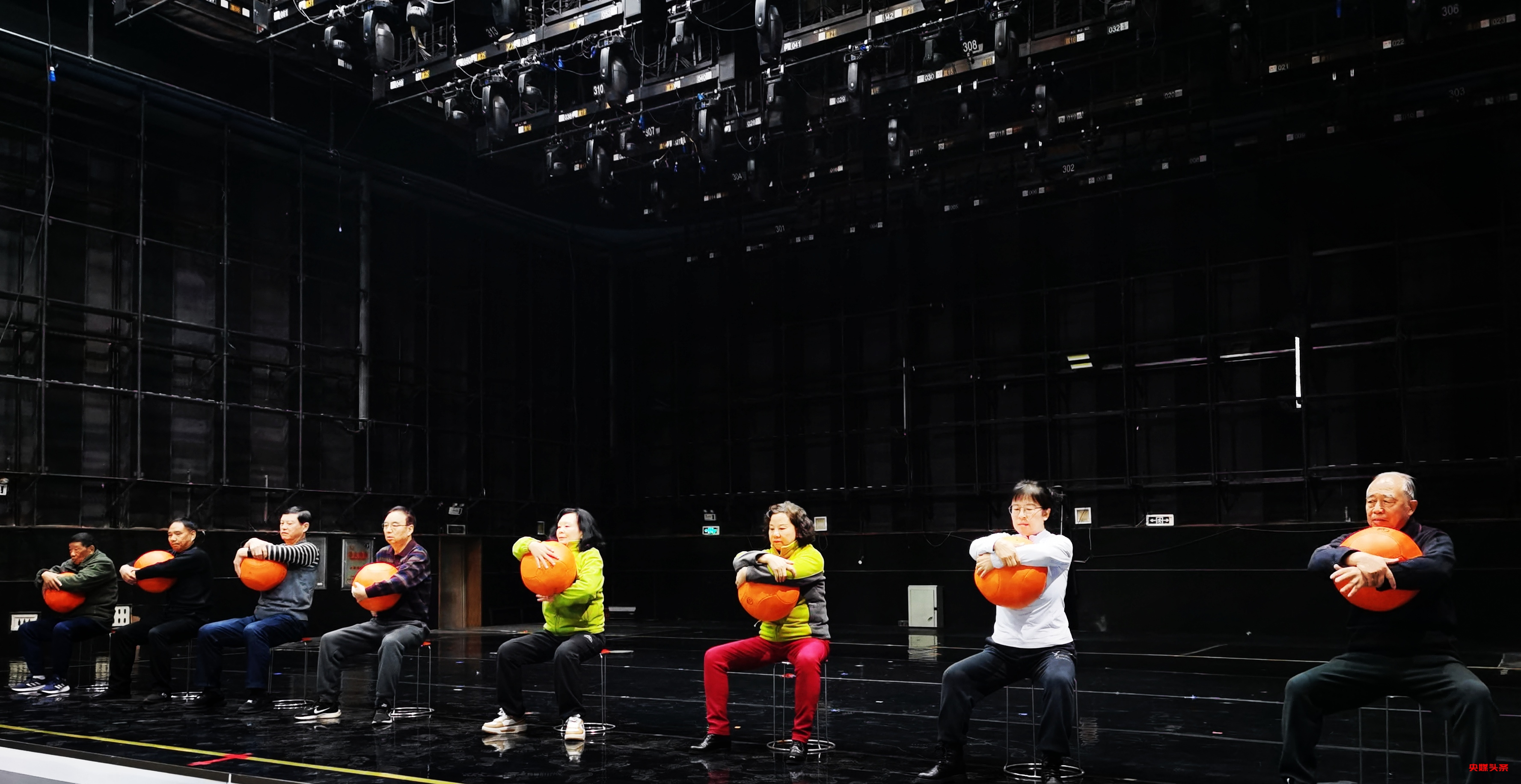 无极球风靡云南，省级老体协干部培训班落幕，健康生活从此开始