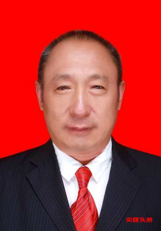 徐群堂诗词作品入选《中国当代文学史》一书