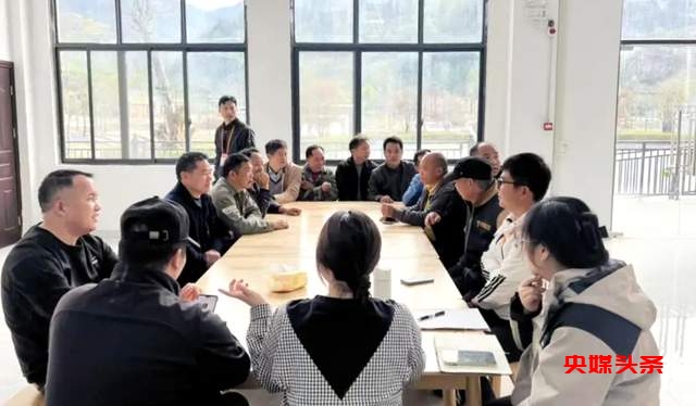 在壮族先民千年淬炼的决天王山下，水上狼兵传奇再续——东兰水上狼兵救援队筹备启动