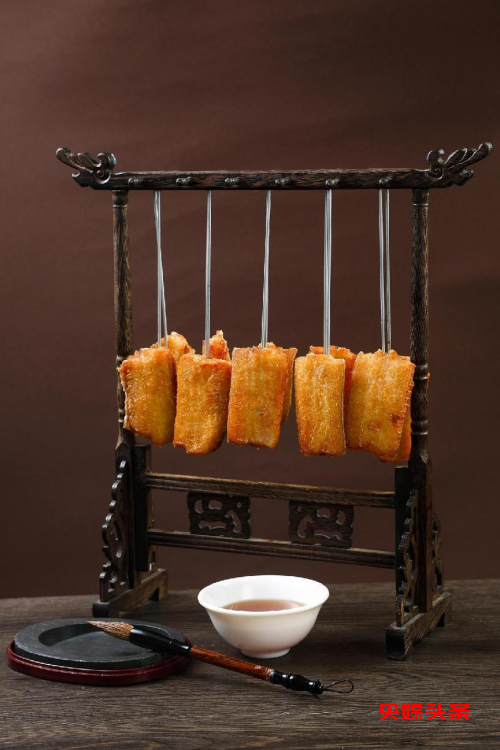 风雅蝶变——记中国烹饪大师成国富