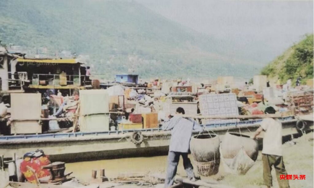 淅川县财政局尽心竭力帮扶移民迁安