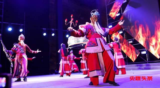 “洞听天籁 漫游地心”2025多彩贵州溶洞音乐周震撼开幕！国漫IP与多元音乐开启视听奇旅