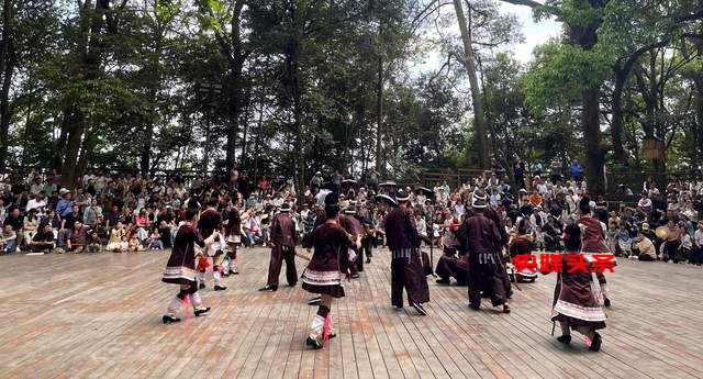 2025年“五一”黄金周：从江县变身欢乐海洋，民俗文化与自然风光引爆旅游热潮