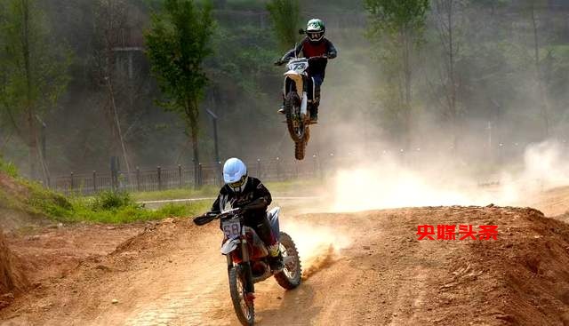 2025年“五一”黄金周：从江县变身欢乐海洋，民俗文化与自然风光引爆旅游热潮