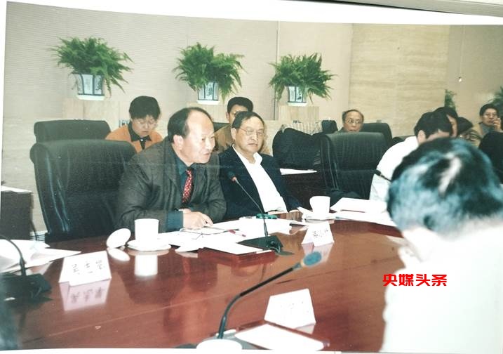 孔子学院创始人之一骆小所教授的国际中文教育