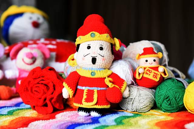 周私丽：巧手钩织“致富路”指尖开出“幸福花”