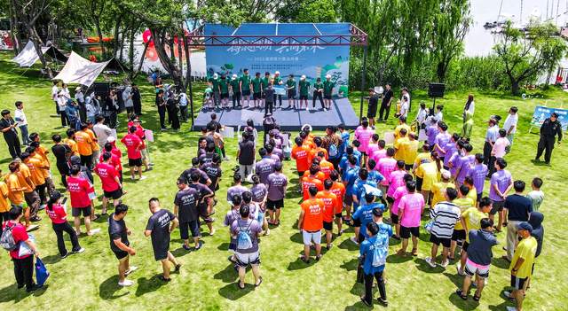 杭州湘湖龙舟赛圆满落幕，端午市集与水上运动嗨翻天！