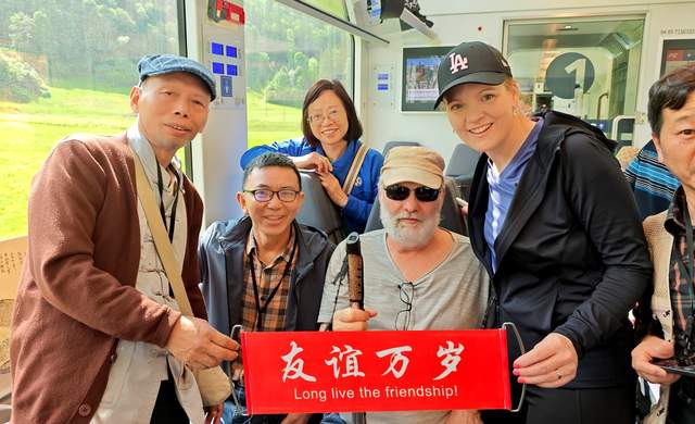 当东方墨韵邂逅欧陆风情，非遗茫父颖拓惊艳欧洲！