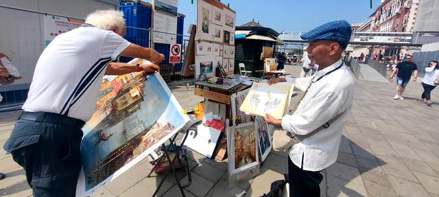 当东方墨韵邂逅欧陆风情，非遗茫父颖拓惊艳欧洲！