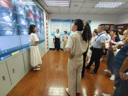 共鉴乡村振兴路 携手同行新征程——高校领导与专家走进新乡县东大阳堤村