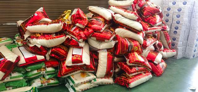 爱心直通车驶向榕江：贵阳人民用行动诠释大爱无疆