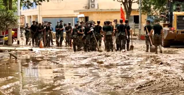 榕江洪灾大救援：团结之光穿透阴霾，照亮希望之路