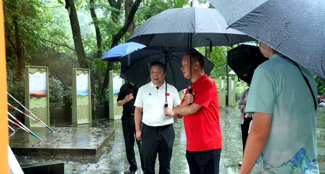 潜山市领导实地考察露营之家 推动文旅产业高质量发展