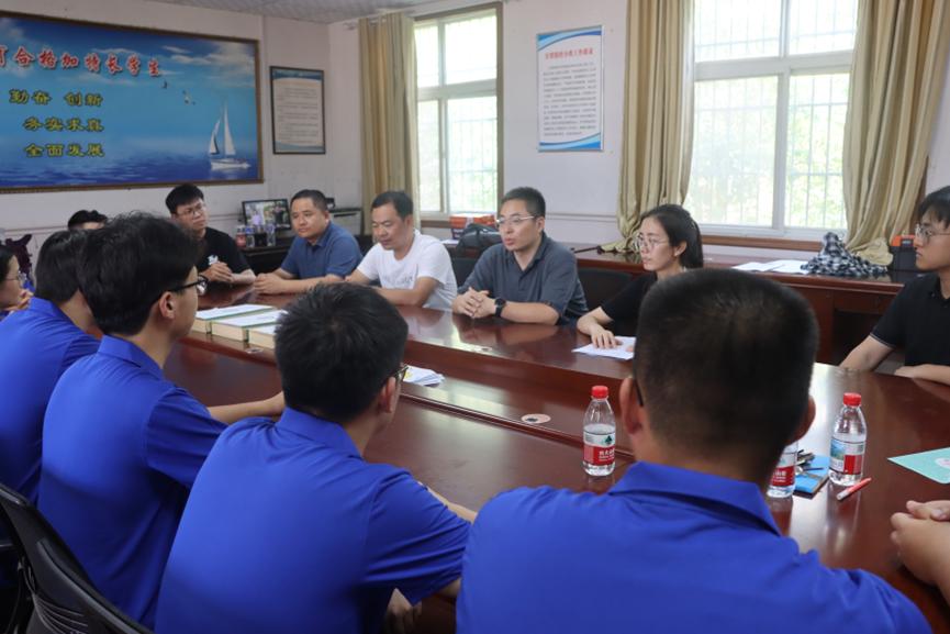 “代码课堂”进山村 智慧支教促振兴——河南科技大学驻村工作队携手软件学院开展科技支教活动