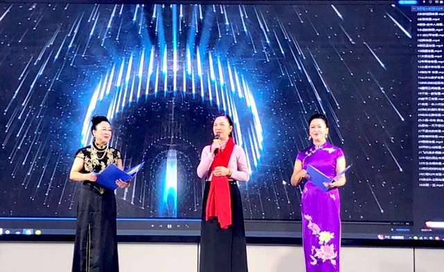 从音乐学院到世界舞台：李艳琴的音乐追梦记