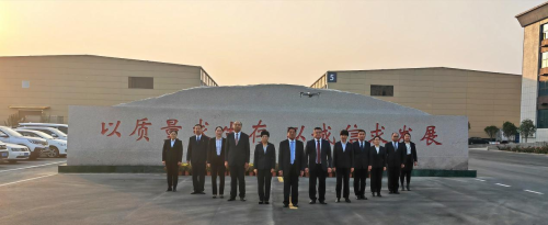 有勤为峰——记华西集团创始人崔勤峰