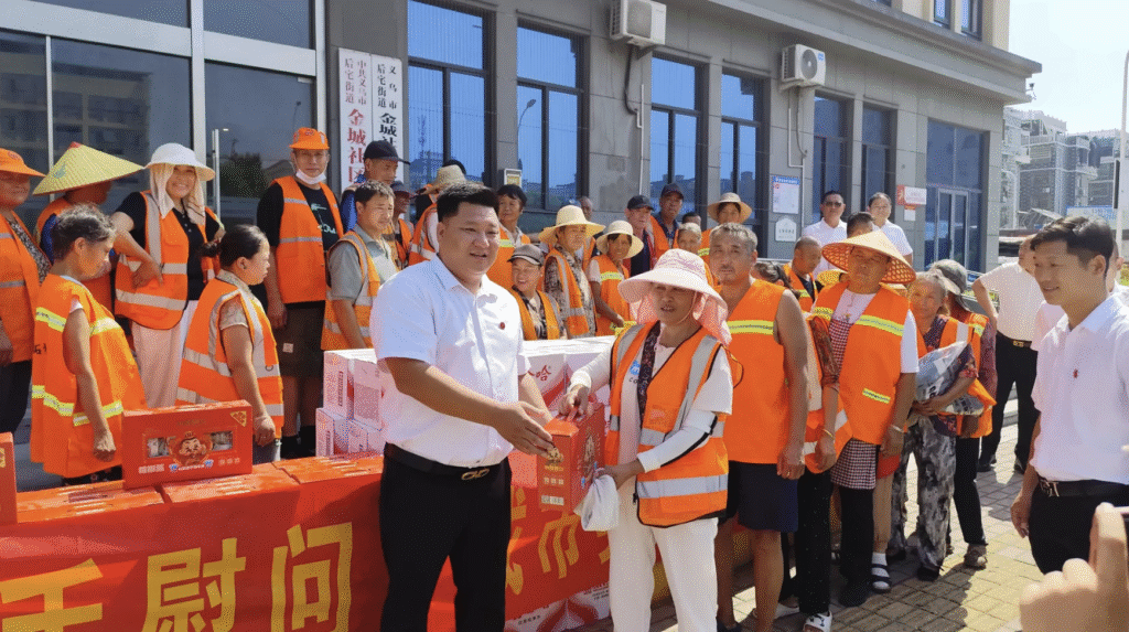 大爱义商 | 义乌市河南商会开展慰问“城市美容师”活动