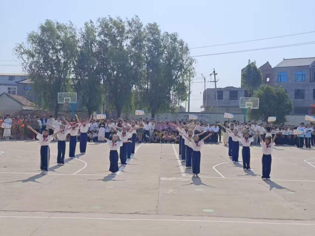 周口市太康县五里口乡中心校成功举办第二届课间操比赛